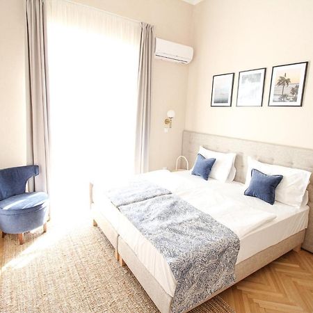 Platan Hotel Siofok Exterior photo