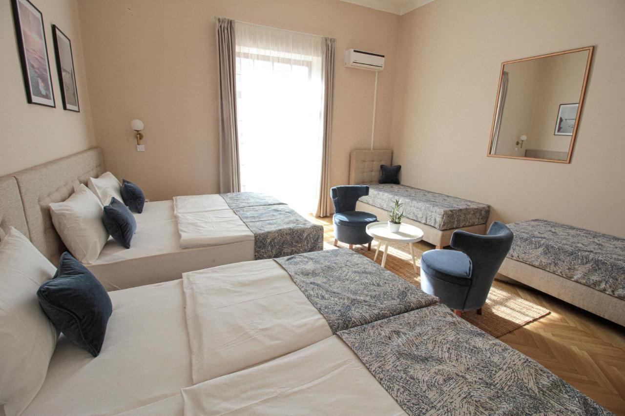 Platan Hotel Siofok Exterior photo