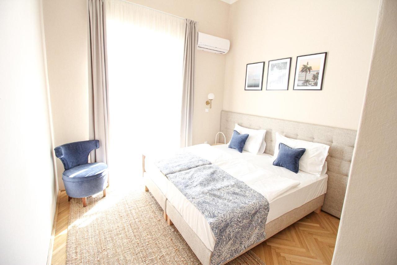 Platan Hotel Siofok Exterior photo