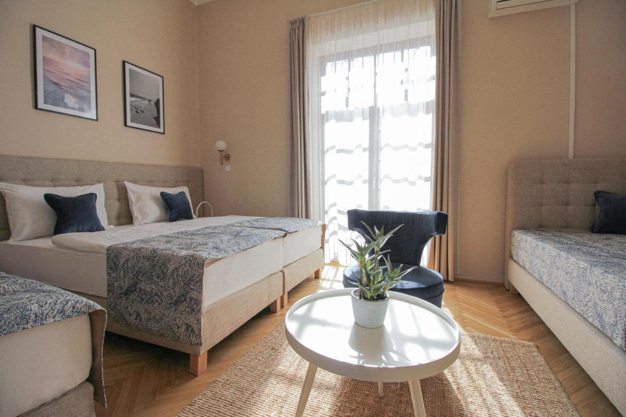 Platan Hotel Siofok Exterior photo